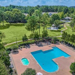 pool at Park at Arlington located in Covington, GA